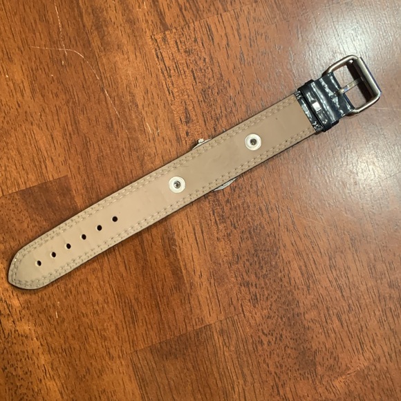 STRAWBERRY SHORTCAKE VINTAGE WATCH - Picture 3 of 4